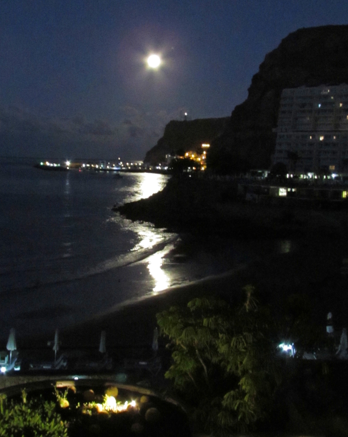 moon set from balcony